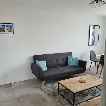 Apartment Climatise Nimes