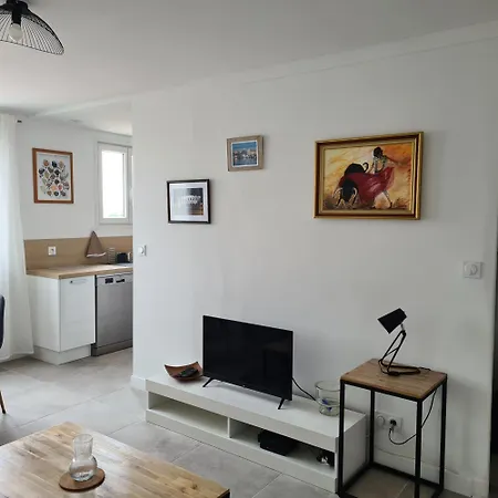 Climatise Apartment *